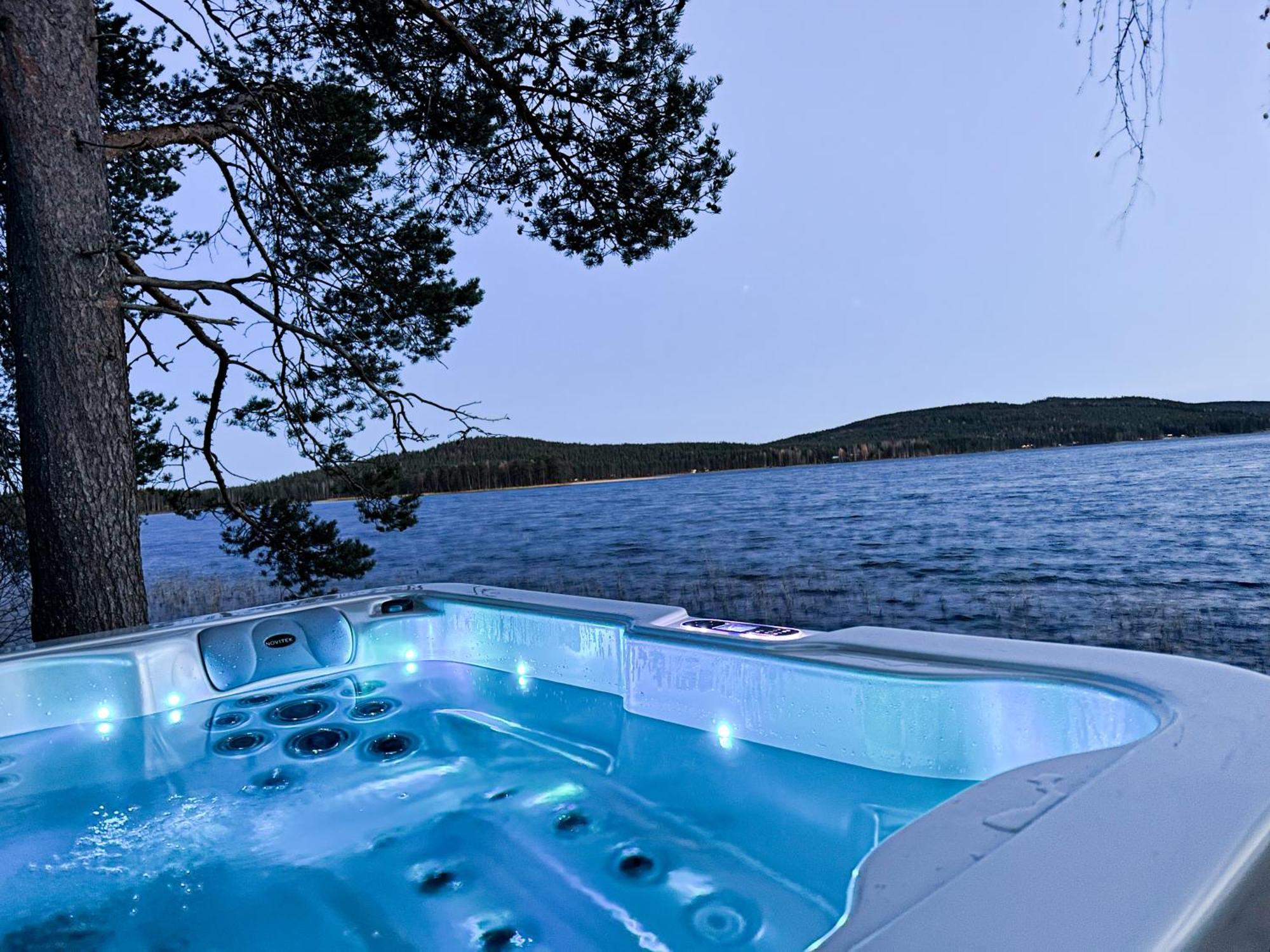 Villa Luxurious Kinos With Jacuzzi *